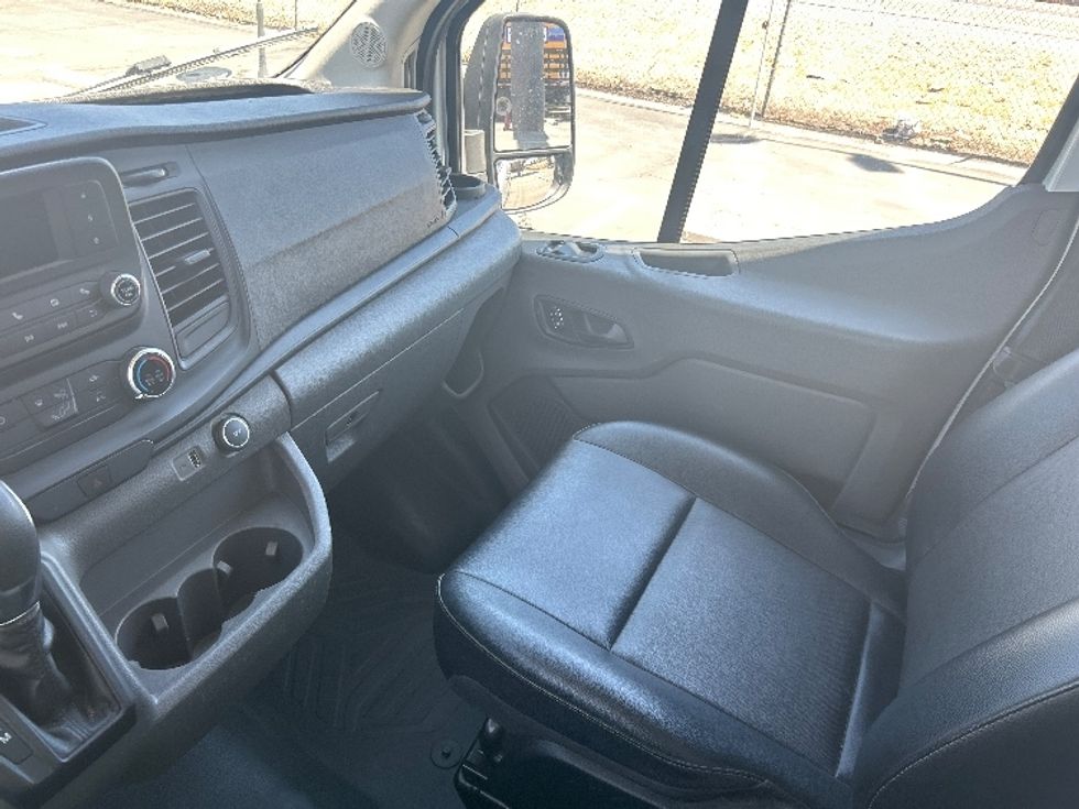 Cargo Van (Panel Van)-Light and Medium Duty Trucks-Ford-2022-Transit 250-Fresno-CA-64,564\n\t\tmiles-$ 38,250 - Image 18