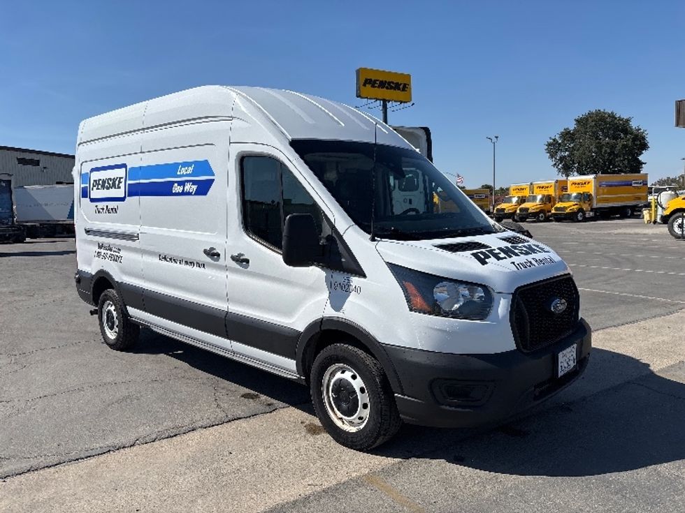 Cargo Van (Panel Van)-Light and Medium Duty Trucks-Ford-2022-Transit 250-Fresno-CA-72,064\n\t\tmiles-$ 40,250 - Image 1