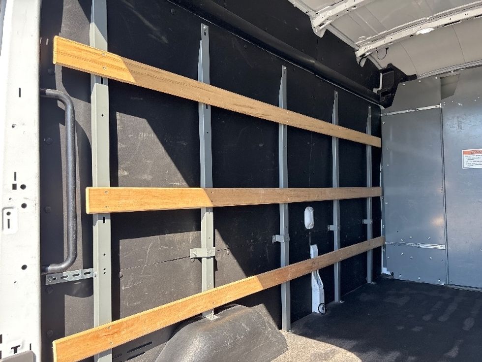 Cargo Van (Panel Van)-Light and Medium Duty Trucks-Ford-2022-Transit 250-Fresno-CA-72,064\n\t\tmiles-$ 40,250 - Image 9