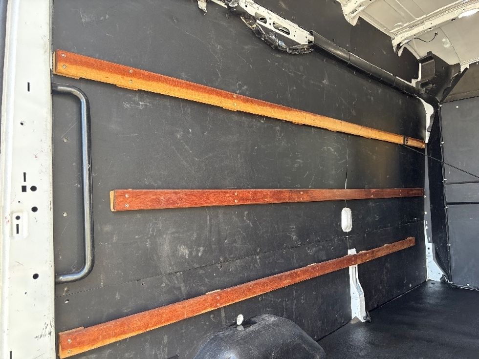 Cargo Van (Panel Van)-Light and Medium Duty Trucks-Ford-2022-Transit 250-Fresno-CA-79,560\n\t\tmiles-$ 38,000 - Image 10