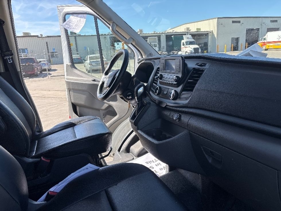 Cargo Van (Panel Van)-Light and Medium Duty Trucks-Ford-2022-Transit 250-Fresno-CA-79,560\n\t\tmiles-$ 38,000 - Image 21