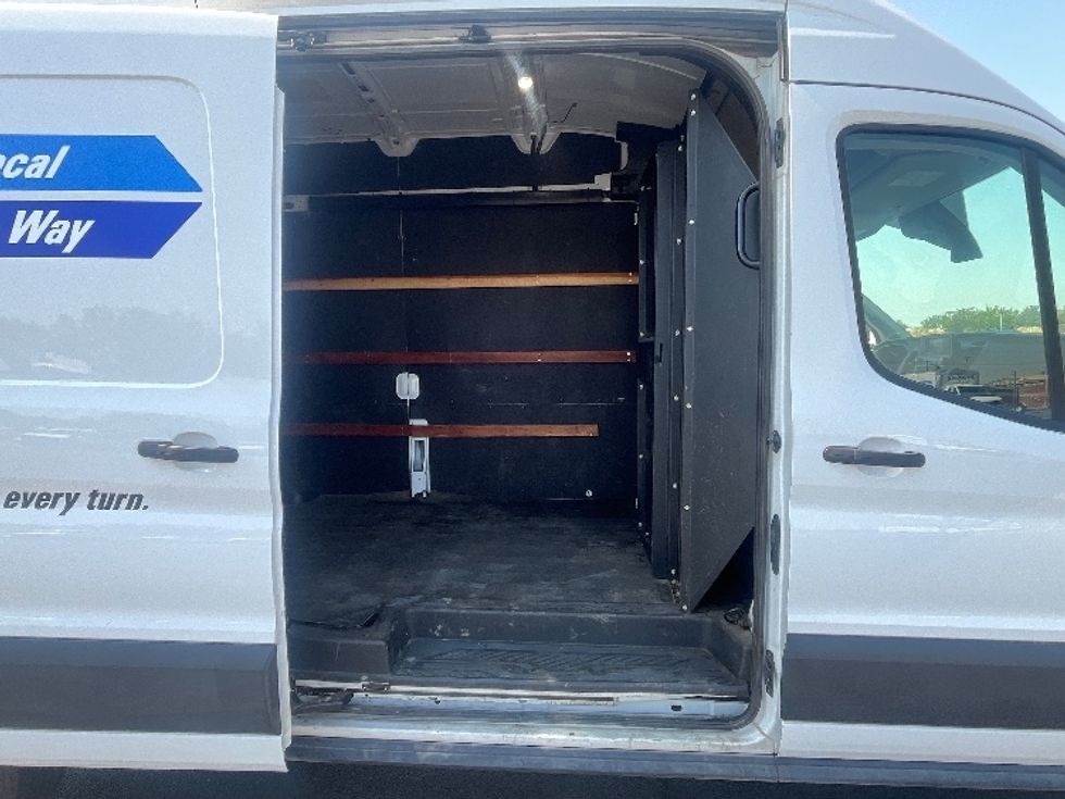 Cargo Van (Panel Van)-Light and Medium Duty Trucks-Ford-2022-Transit 250-Fresno-CA-79,560\n\t\tmiles-$ 38,000 - Image 24