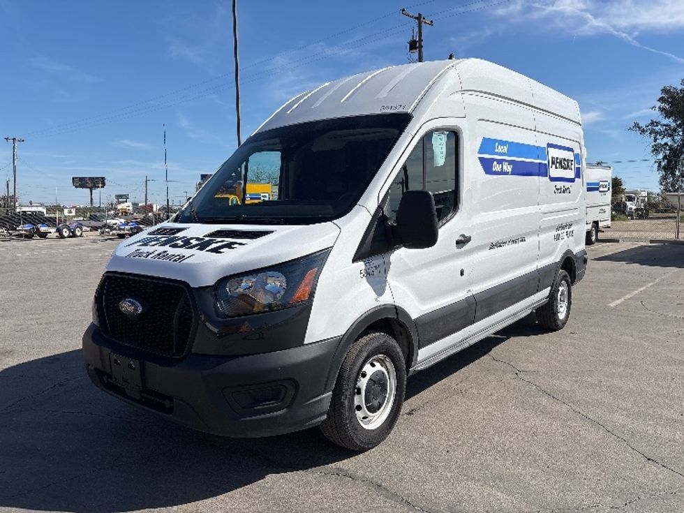 Cargo Van (Panel Van)-Light and Medium Duty Trucks-Ford-2022-Transit 250-Fresno-CA-79,560\n\t\tmiles-$ 38,000 - Image 3