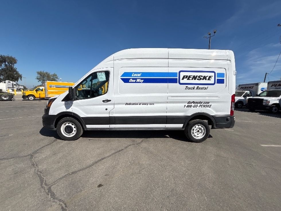 Cargo Van (Panel Van)-Light and Medium Duty Trucks-Ford-2022-Transit 250-Fresno-CA-79,560\n\t\tmiles-$ 38,000 - Image 4