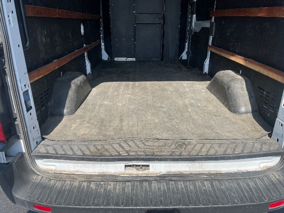 Cargo Van (Panel Van)-Light and Medium Duty Trucks-Ford-2022-Transit 250-Fresno-CA-79,560\n\t\tmiles-$ 38,000 - Image 9