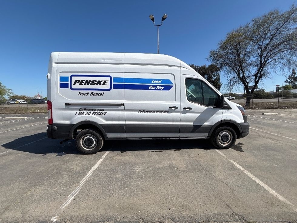 Cargo Van (Panel Van)-Light and Medium Duty Trucks-Ford-2022-Transit 250-Fresno-CA-80,386\n\t\tmiles-$ 37,750 - Image 14