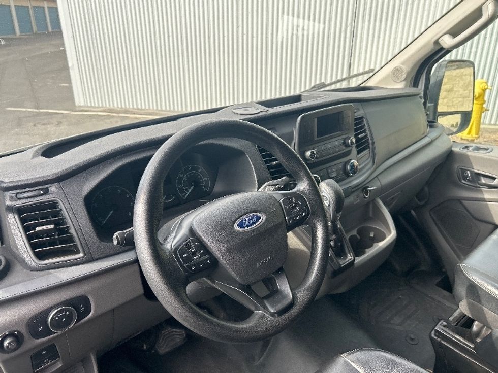 Cargo Van (Panel Van)-Light and Medium Duty Trucks-Ford-2022-Transit 250-Fresno-CA-91,071\n\t\tmiles-$ 35,750 - Image 14