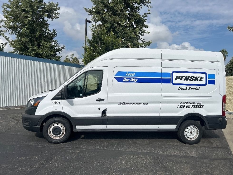 Cargo Van (Panel Van)-Light and Medium Duty Trucks-Ford-2022-Transit 250-Fresno-CA-91,071\n\t\tmiles-$ 35,750 - Image 4