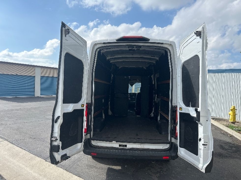 Cargo Van (Panel Van)-Light and Medium Duty Trucks-Ford-2022-Transit 250-Fresno-CA-91,071\n\t\tmiles-$ 35,750 - Image 7