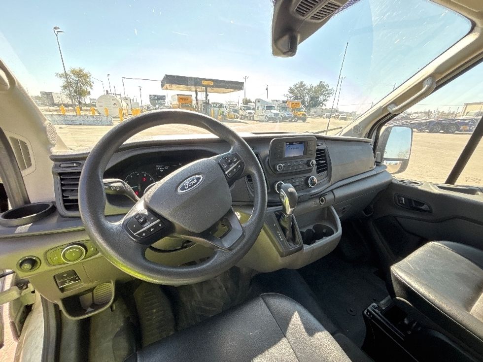 Cargo Van (Panel Van)-Light and Medium Duty Trucks-Ford-2022-Transit 250-Fresno-CA-96,902\n\t\tmiles-$ 35,250 - Image 17