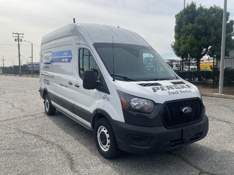 Cargo Van (Panel Van)-Light and Medium Duty Trucks-Ford-2022-Transit 250-Fresno-CA-96,984\n\t\tmiles-$ 36,250 - Image 1