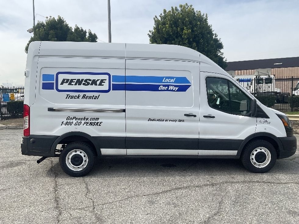 Cargo Van (Panel Van)-Light and Medium Duty Trucks-Ford-2022-Transit 250-Fresno-CA-96,984\n\t\tmiles-$ 36,250 - Image 15