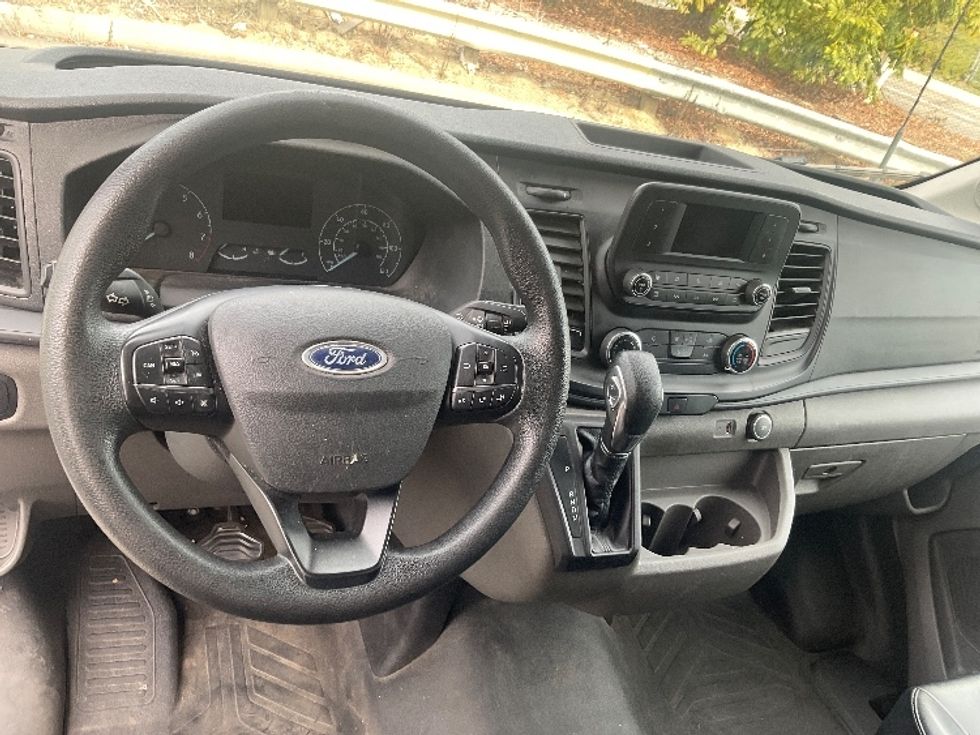 Cargo Van (Panel Van)-Light and Medium Duty Trucks-Ford-2022-Transit 250-Fresno-CA-96,984\n\t\tmiles-$ 36,250 - Image 18