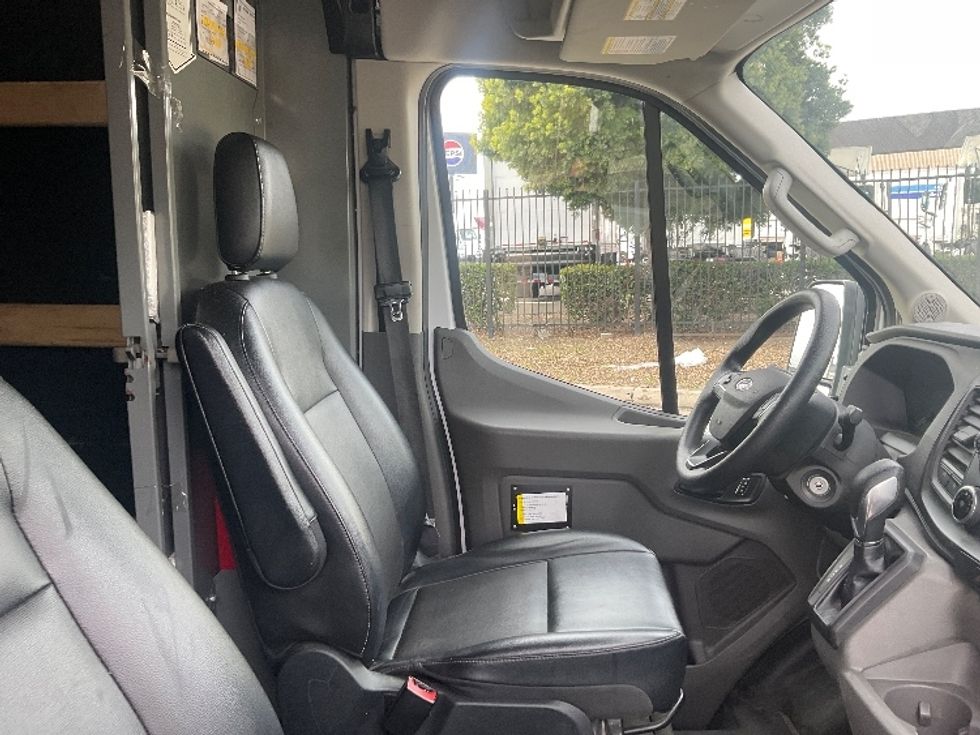 Cargo Van (Panel Van)-Light and Medium Duty Trucks-Ford-2022-Transit 250-Fresno-CA-96,984\n\t\tmiles-$ 36,250 - Image 22