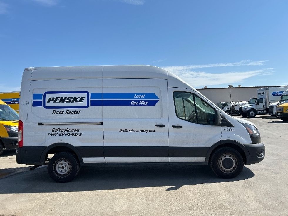 Cargo Van (Panel Van)-Light and Medium Duty Trucks-Ford-2022-Transit 250-Fresno-CA-98,691\n\t\tmiles-$ 36,500 - Image 14