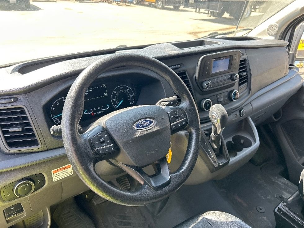 Cargo Van (Panel Van)-Light and Medium Duty Trucks-Ford-2022-Transit 250-Fresno-CA-98,691\n\t\tmiles-$ 36,500 - Image 17