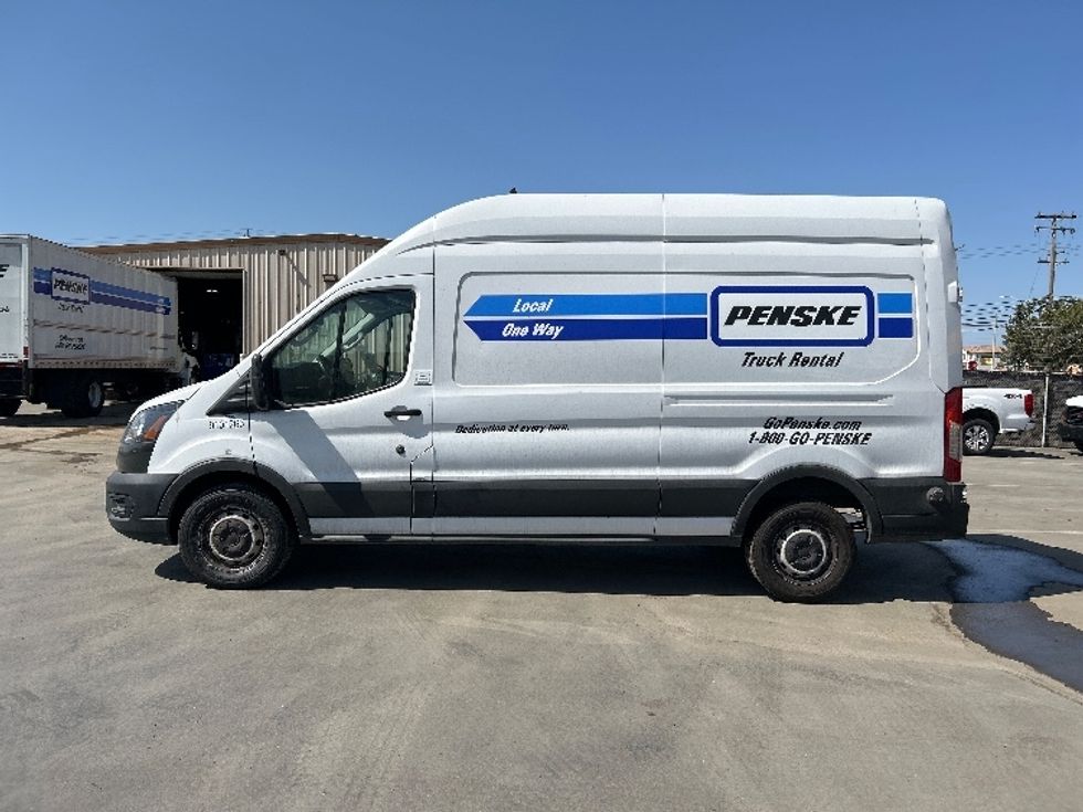 Cargo Van (Panel Van)-Light and Medium Duty Trucks-Ford-2022-Transit 250-Fresno-CA-98,691\n\t\tmiles-$ 36,500 - Image 4