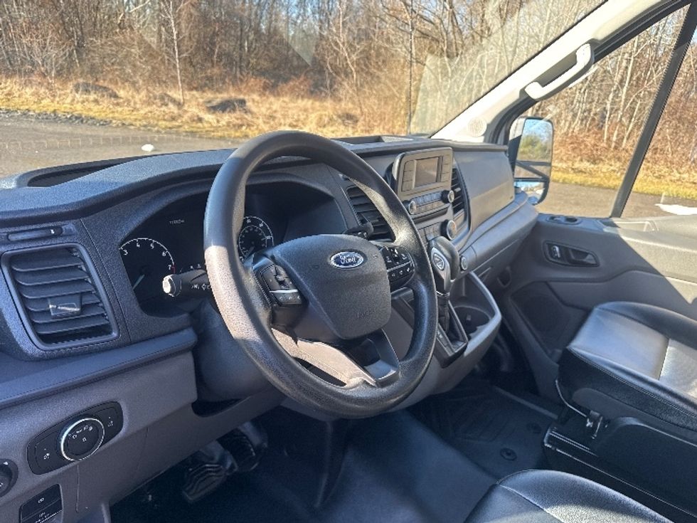 Cargo Van (Panel Van)-Light and Medium Duty Trucks-Ford-2022-Transit 250-Gahanna-OH-114,383\n\t\tmiles-$ 32,250 - Image 17