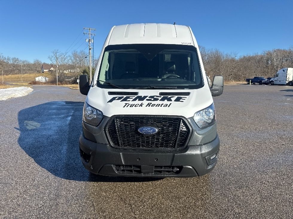 Cargo Van (Panel Van)-Light and Medium Duty Trucks-Ford-2022-Transit 250-Gahanna-OH-114,383\n\t\tmiles-$ 32,250 - Image 2