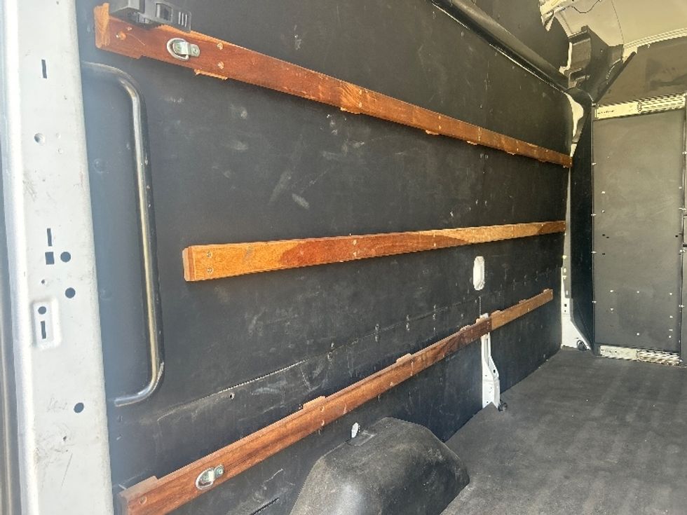 Cargo Van (Panel Van)-Light and Medium Duty Trucks-Ford-2022-Transit 250-Gainesville-FL-82,618\n\t\tmiles-$ 36,500 - Image 10