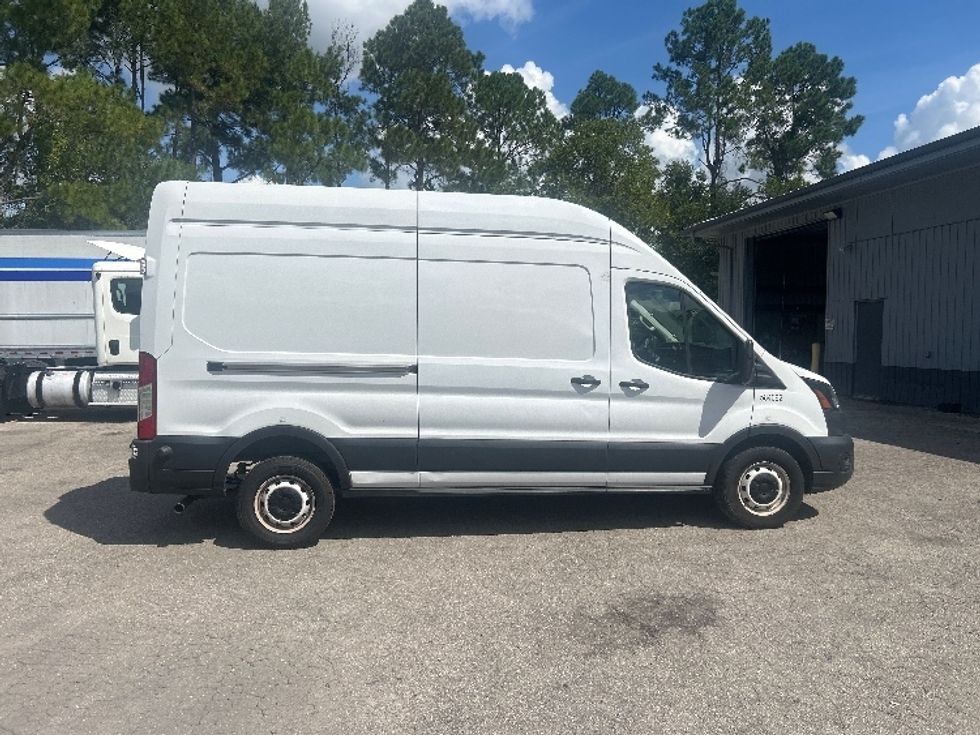 Cargo Van (Panel Van)-Light and Medium Duty Trucks-Ford-2022-Transit 250-Gainesville-FL-82,618\n\t\tmiles-$ 36,500 - Image 14