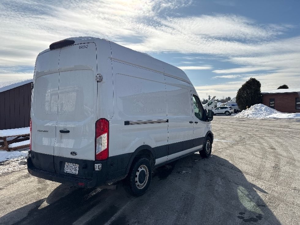Cargo Van (Panel Van)-Light and Medium Duty Trucks-Ford-2022-Transit 250-Gansevoort-NY-66,779\n\t\tmiles-$ 37,250 - Image 10