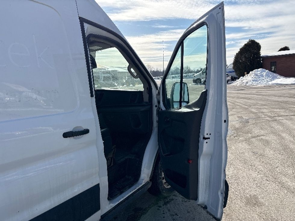 Cargo Van (Panel Van)-Light and Medium Duty Trucks-Ford-2022-Transit 250-Gansevoort-NY-66,779\n\t\tmiles-$ 37,250 - Image 11