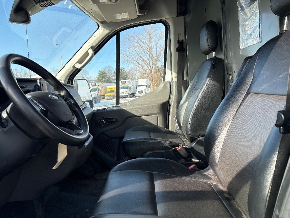 Cargo Van (Panel Van)-Light and Medium Duty Trucks-Ford-2022-Transit 250-Gansevoort-NY-66,779\n\t\tmiles-$ 37,250 - Image 17