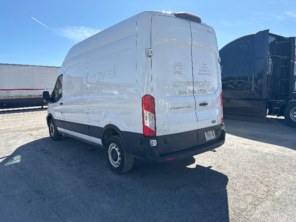 Cargo Van (Panel Van)-Light and Medium Duty Trucks-Ford-2022-Transit 250-Gansevoort-NY-75,528\n\t\tmiles-$ 39,000 - Image 11