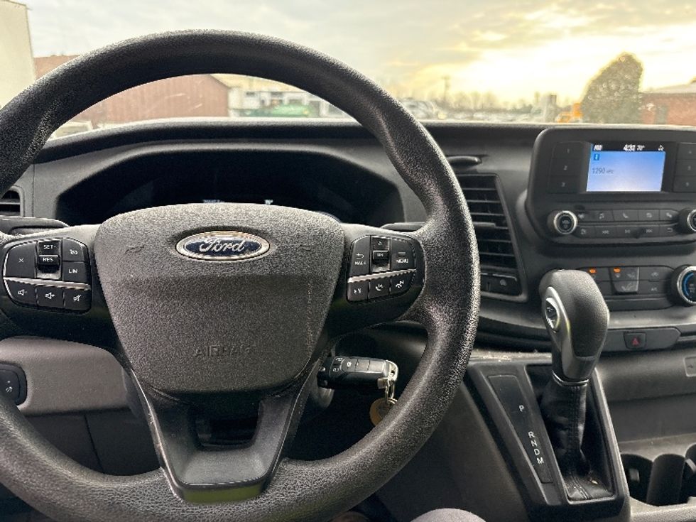 Cargo Van (Panel Van)-Light and Medium Duty Trucks-Ford-2022-Transit 250-Gansevoort-NY-75,528\n\t\tmiles-$ 39,000 - Image 17