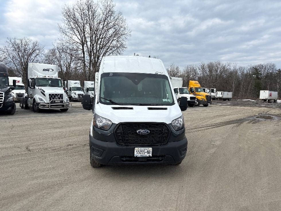 Cargo Van (Panel Van)-Light and Medium Duty Trucks-Ford-2022-Transit 250-Gansevoort-NY-75,528\n\t\tmiles-$ 39,000 - Image 2