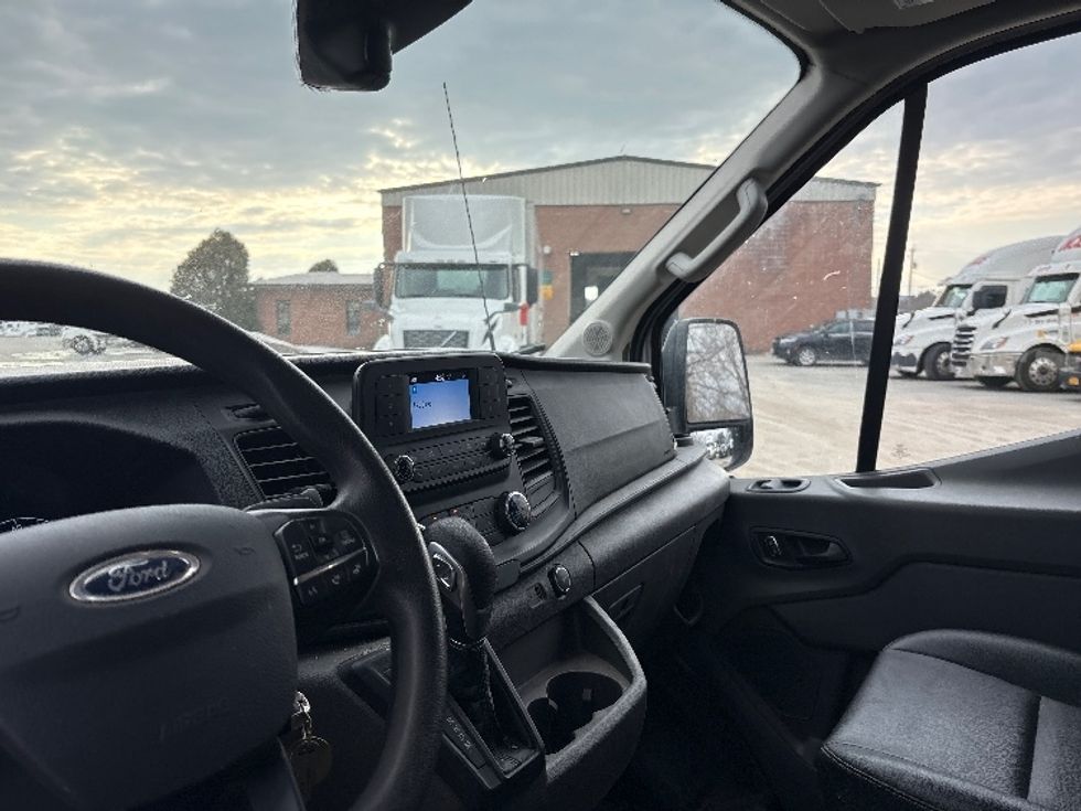 Cargo Van (Panel Van)-Light and Medium Duty Trucks-Ford-2022-Transit 250-Gansevoort-NY-75,528\n\t\tmiles-$ 39,000 - Image 20