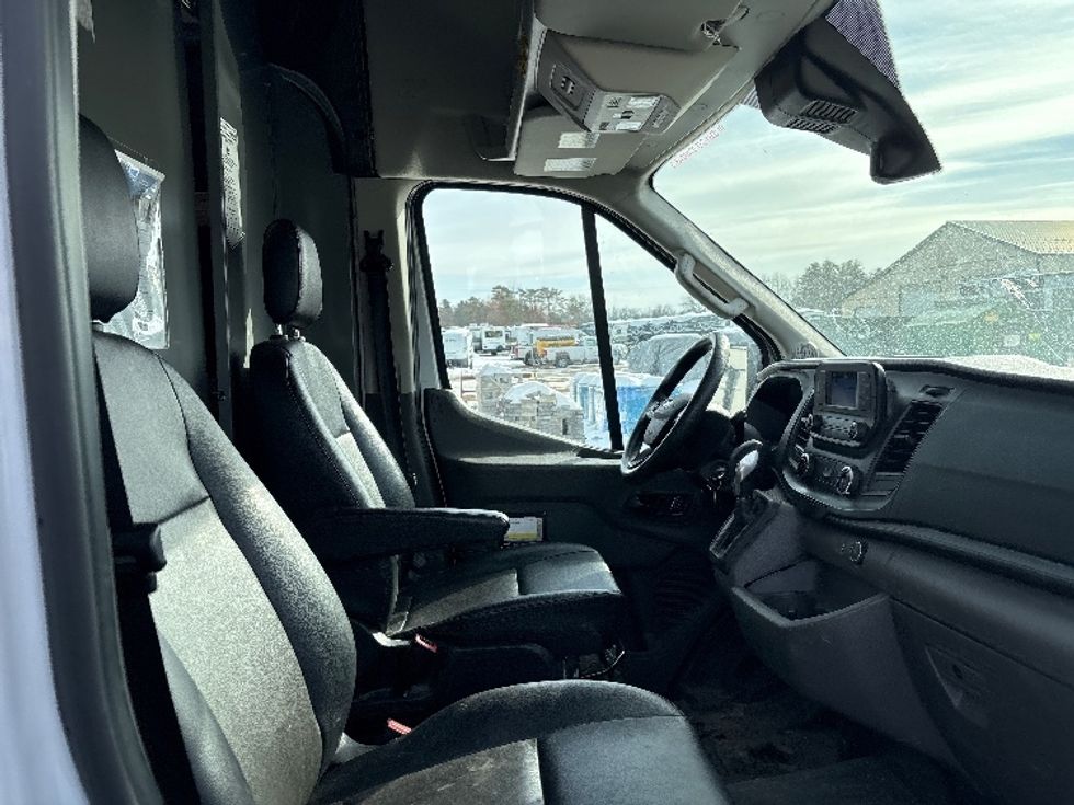 Cargo Van (Panel Van)-Light and Medium Duty Trucks-Ford-2022-Transit 250-Gansevoort-NY-99,569\n\t\tmiles-$ 34,250 - Image 13