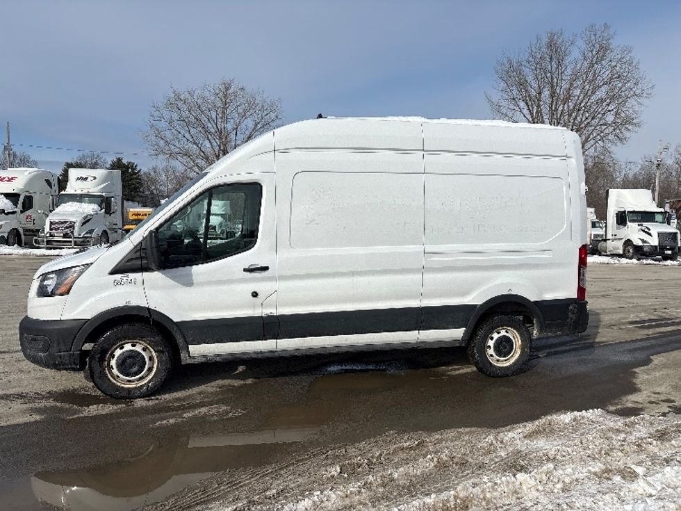 Cargo Van (Panel Van)-Light and Medium Duty Trucks-Ford-2022-Transit 250-Gansevoort-NY-99,569\n\t\tmiles-$ 34,250 - Image 4