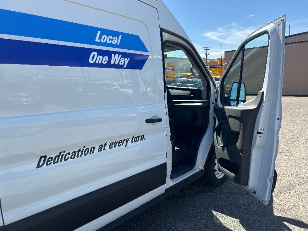 Cargo Van (Panel Van)-Light and Medium Duty Trucks-Ford-2022-Transit 250-Greeley-CO-69,727\n\t\tmiles-$ 38,000 - Image 19