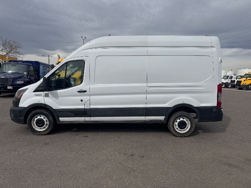 Cargo Van (Panel Van)-Light and Medium Duty Trucks-Ford-2022-Transit 250-Greeley-CO-72,172\n\t\tmiles-$ 38,750 - Image 4
