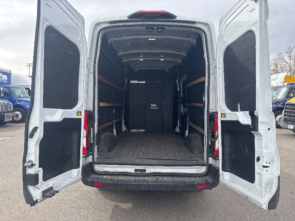 Cargo Van (Panel Van)-Light and Medium Duty Trucks-Ford-2022-Transit 250-Greeley-CO-72,172\n\t\tmiles-$ 38,750 - Image 8