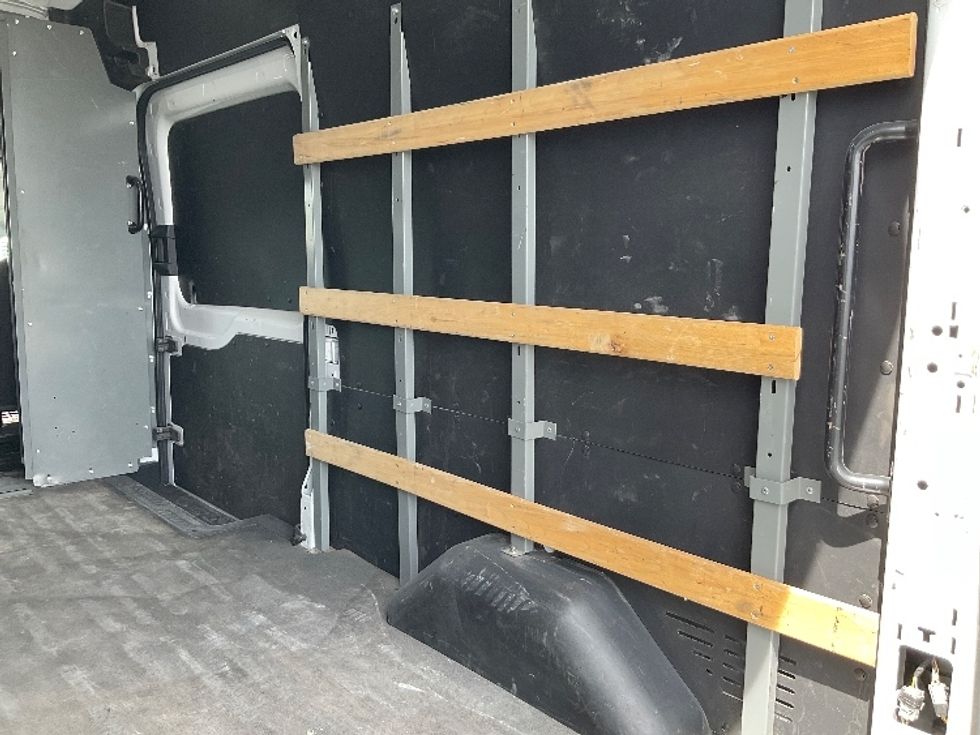 Cargo Van (Panel Van)-Light and Medium Duty Trucks-Ford-2022-Transit 250-Greeley-CO-74,227\n\t\tmiles-$ 38,500 - Image 12