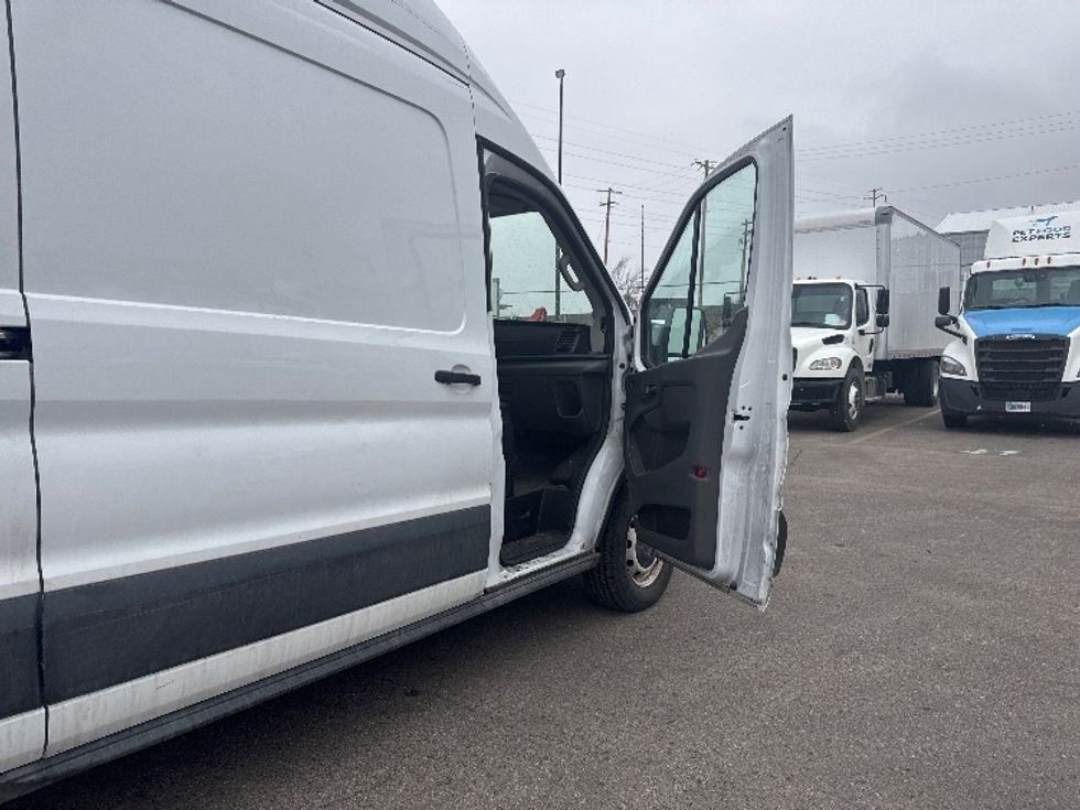 Cargo Van (Panel Van)-Light and Medium Duty Trucks-Ford-2022-Transit 250-Greeley-CO-75,037\n\t\tmiles-$ 38,250 - Image 18
