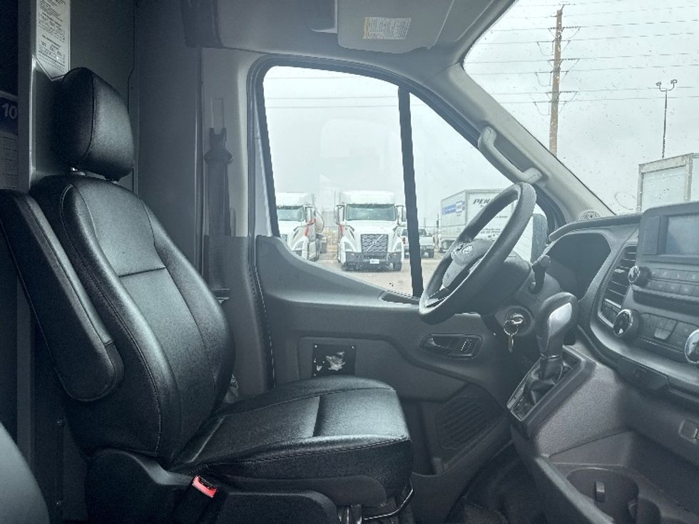 Cargo Van (Panel Van)-Light and Medium Duty Trucks-Ford-2022-Transit 250-Greeley-CO-75,037\n\t\tmiles-$ 38,250 - Image 20