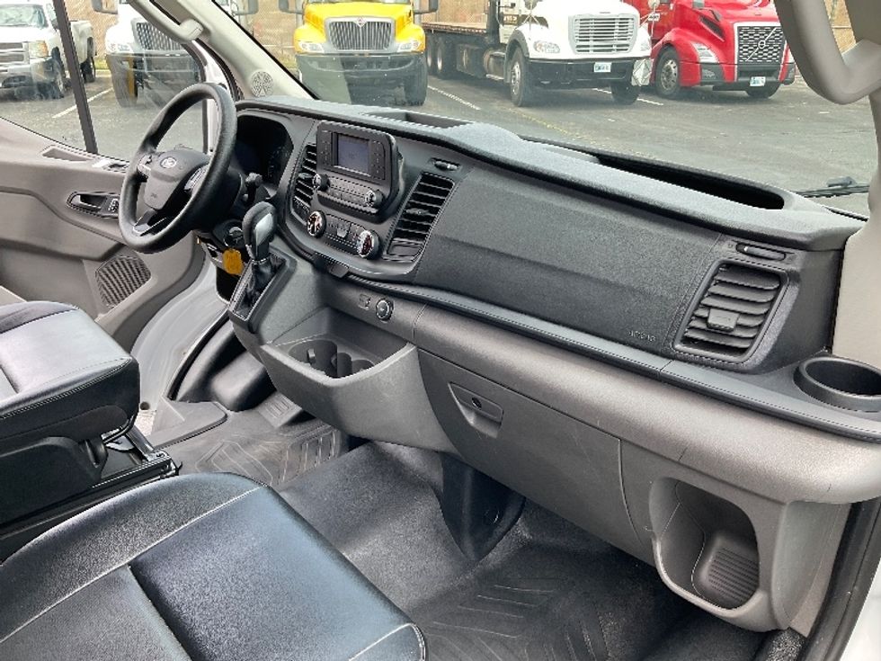 Cargo Van (Panel Van)-Light and Medium Duty Trucks-Ford-2022-Transit 250-Greeley-CO-81,144\n\t\tmiles-$ 37,750 - Image 21