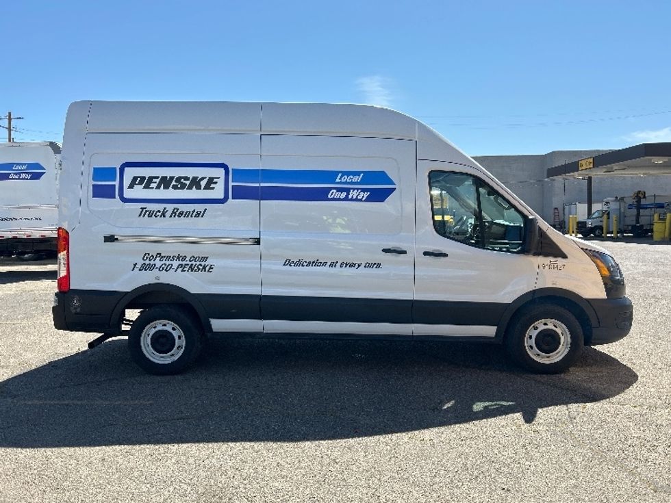 Cargo Van (Panel Van)-Light and Medium Duty Trucks-Ford-2022-Transit 250-Greeley-CO-81,608\n\t\tmiles-$ 37,750 - Image 14