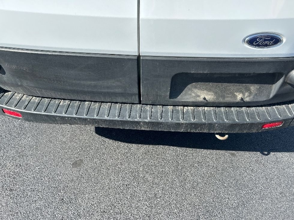 Cargo Van (Panel Van)-Light and Medium Duty Trucks-Ford-2022-Transit 250-Greensboro-NC-139,031\n\t\tmiles-$ 26,000 - Image 10