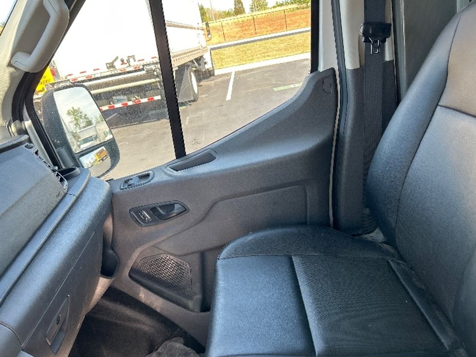 Cargo Van (Panel Van)-Light and Medium Duty Trucks-Ford-2022-Transit 250-Greensboro-NC-139,031\n\t\tmiles-$ 26,000 - Image 19