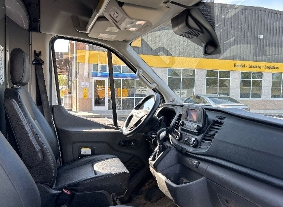 Cargo Van (Panel Van)-Light and Medium Duty Trucks-Ford-2022-Transit 250-Greensboro-NC-139,031\n\t\tmiles-$ 26,000 - Image 20