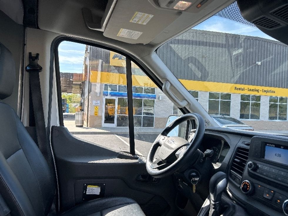 Cargo Van (Panel Van)-Light and Medium Duty Trucks-Ford-2022-Transit 250-Greensboro-NC-139,031\n\t\tmiles-$ 26,000 - Image 22