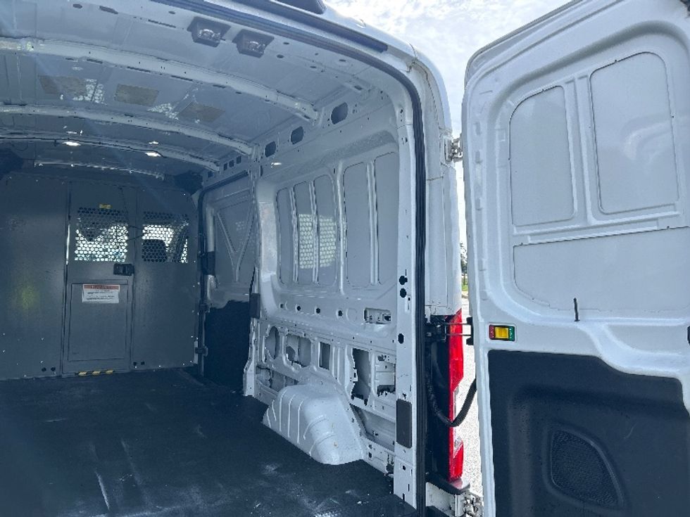 Cargo Van (Panel Van)-Light and Medium Duty Trucks-Ford-2022-Transit 250-Greensboro-NC-145,738\n\t\tmiles-$ 26,500 - Image 10