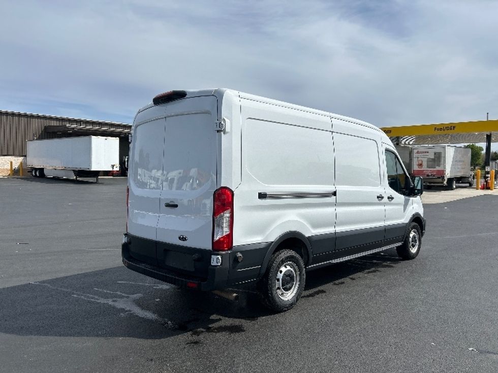 Cargo Van (Panel Van)-Light and Medium Duty Trucks-Ford-2022-Transit 250-Greensboro-NC-145,738\n\t\tmiles-$ 26,500 - Image 11