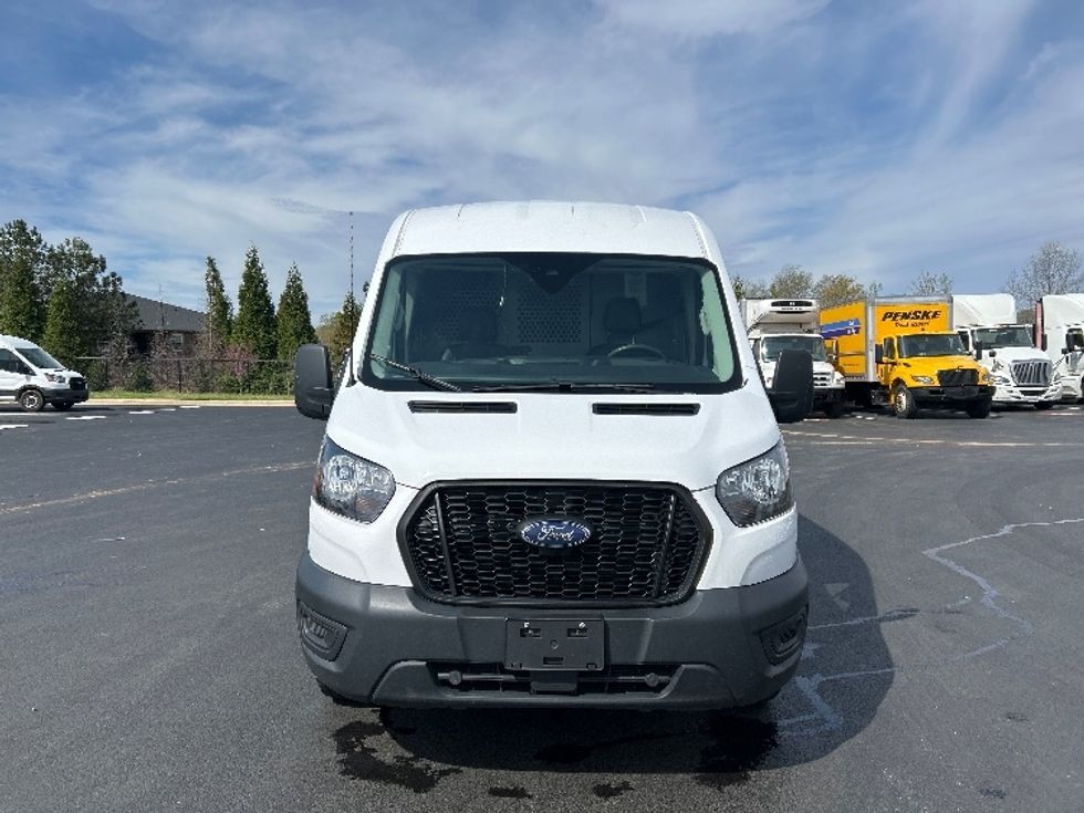 Cargo Van (Panel Van)-Light and Medium Duty Trucks-Ford-2022-Transit 250-Greensboro-NC-145,738\n\t\tmiles-$ 26,500 - Image 2