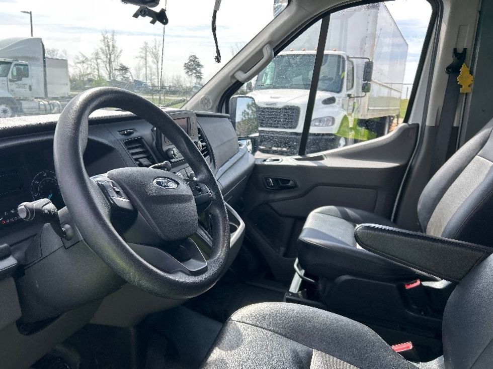 Cargo Van (Panel Van)-Light and Medium Duty Trucks-Ford-2022-Transit 250-Greensboro-NC-146,603\n\t\tmiles-$ 26,500 - Image 15